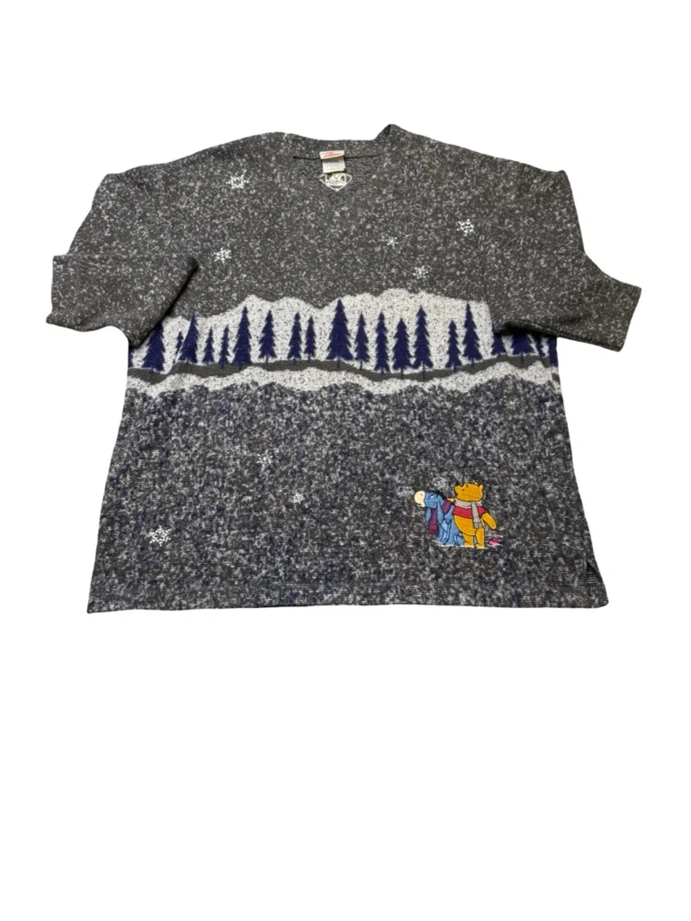 ✨ Vintage Disney Winnie the Pooh Snowy Scene‎ Sweater Large ✨